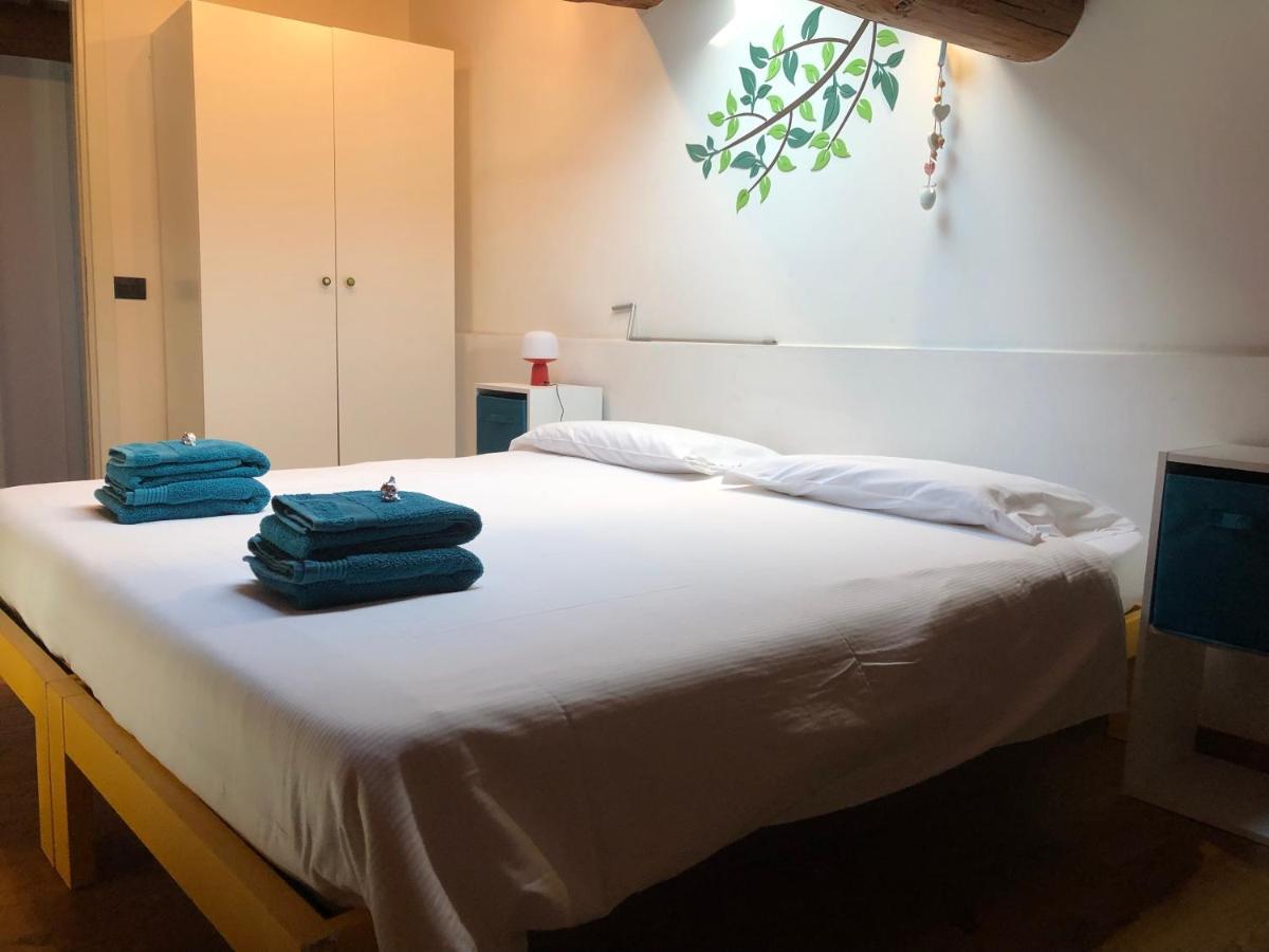 Il Nido Della Buonanotte 1 Family Friendly Apartment เวโรนา ภายนอก รูปภาพ