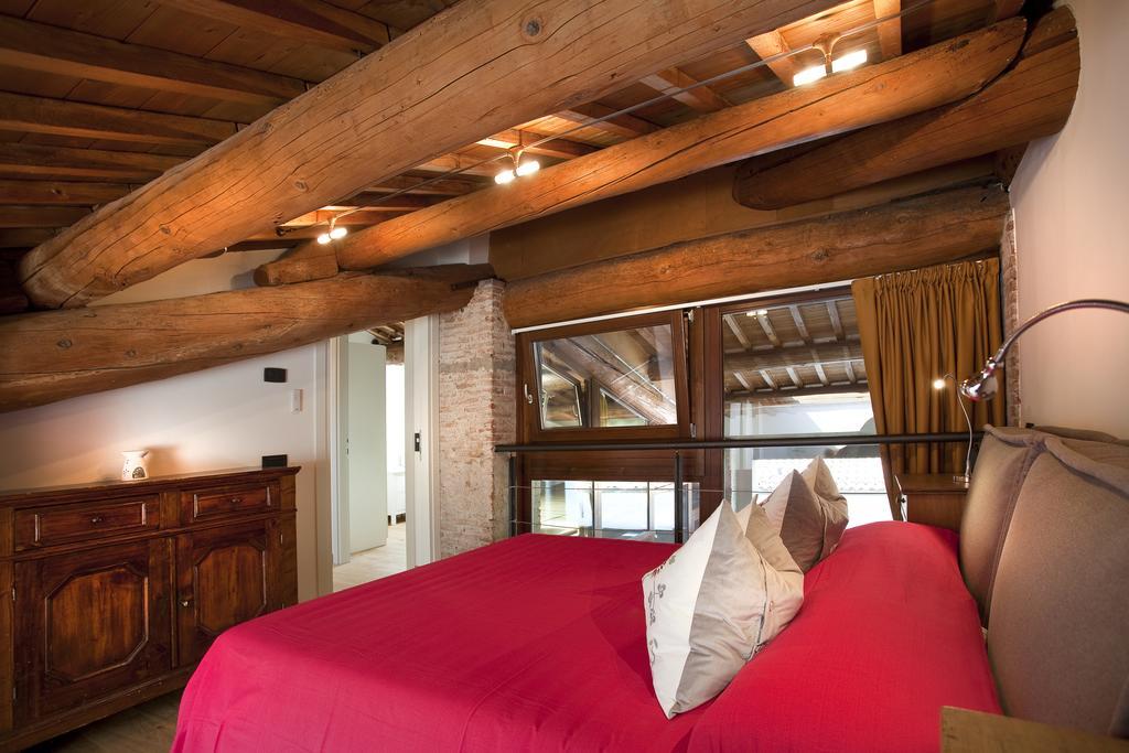 Il Nido Della Buonanotte 1 Family Friendly Apartment เวโรนา ภายนอก รูปภาพ