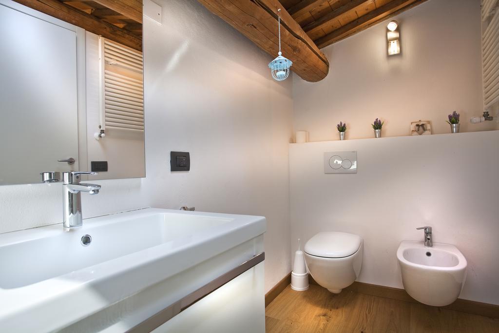 Il Nido Della Buonanotte 1 Family Friendly Apartment เวโรนา ภายนอก รูปภาพ